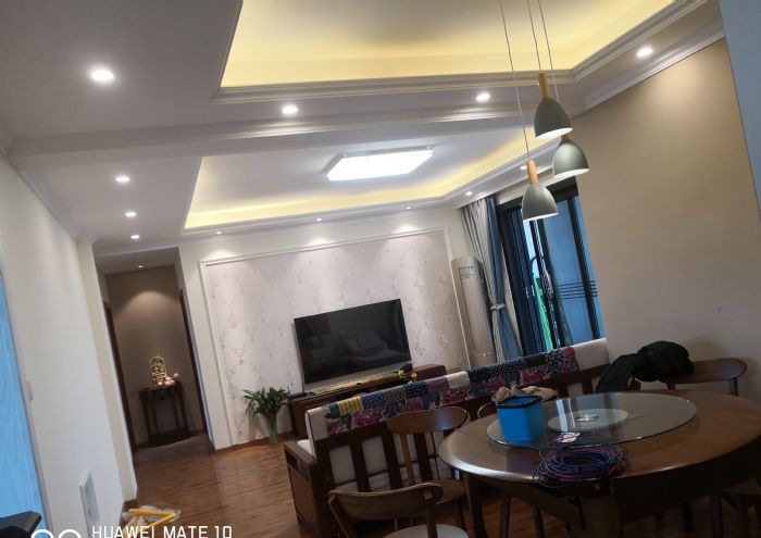 �ɶ���Ƶ����װ��Ч��ͼ