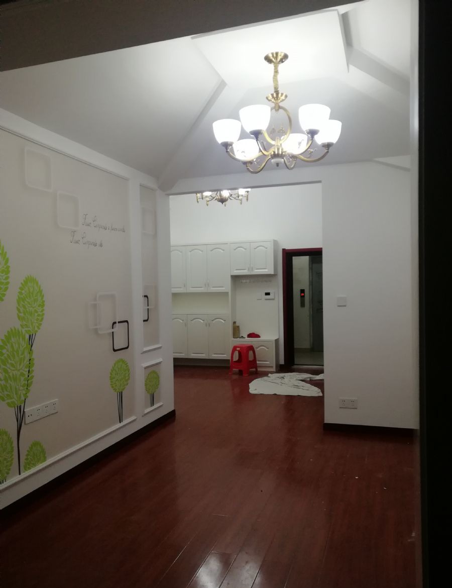 �人�������й㳡����װ��Ч��ͼ