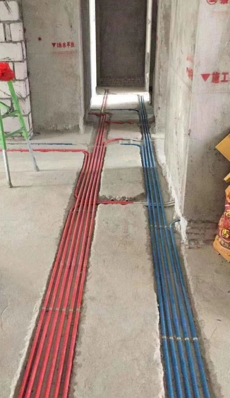 ����Ӣ������װ��Ч��ͼ