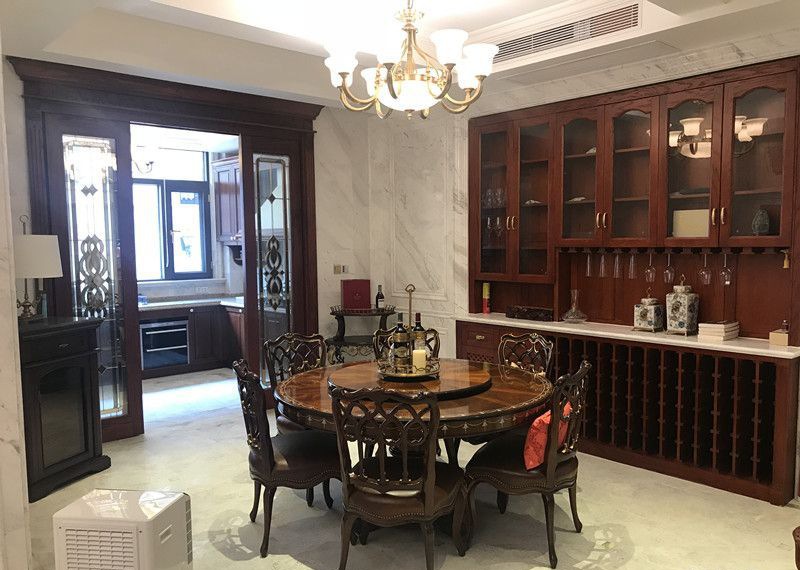 ���ں��ڹ��������� װ��Ч��ͼ