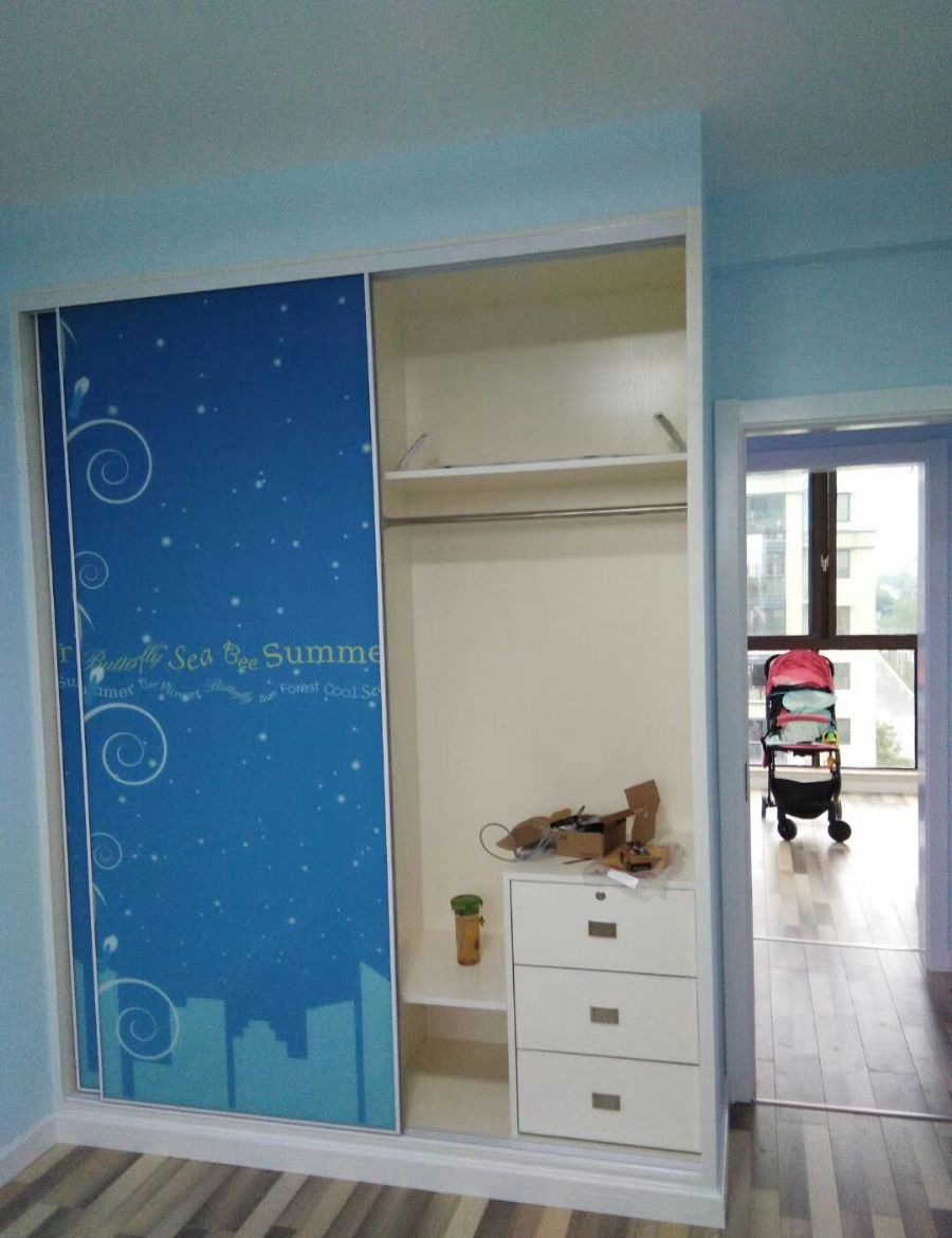 �Ϻ��κ���װ��Ч��ͼ