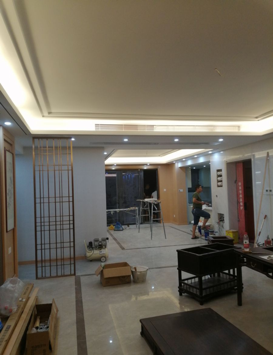 深圳桑泰丹华府装修效果图