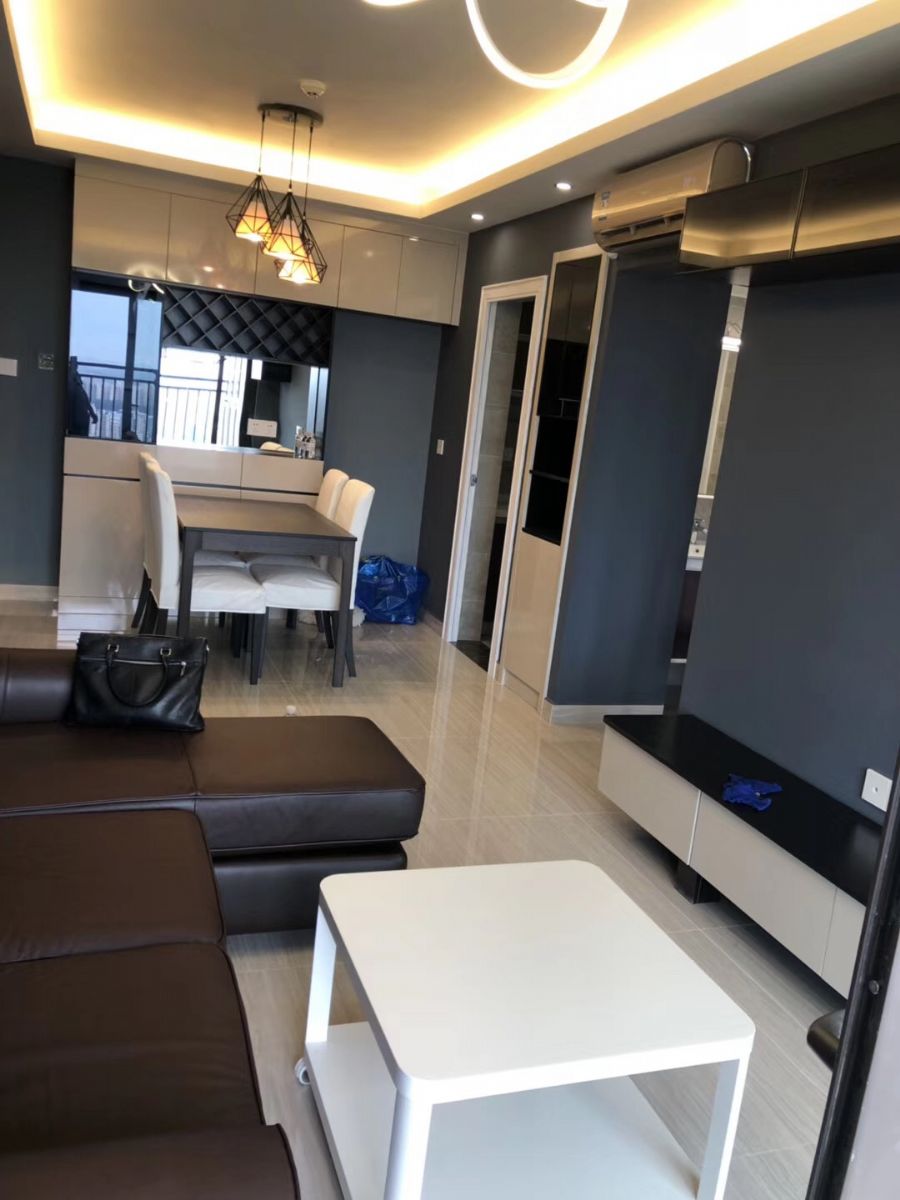 �人����̫�ų�װ��Ч��ͼ