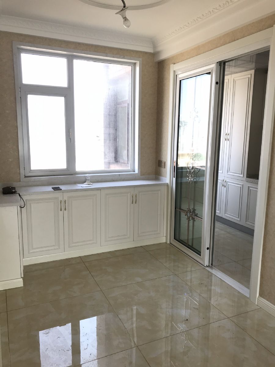 烟台建成西府装修效果图