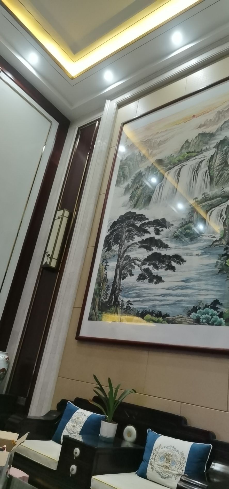 ���ڹ������³�װ��Ч��ͼ